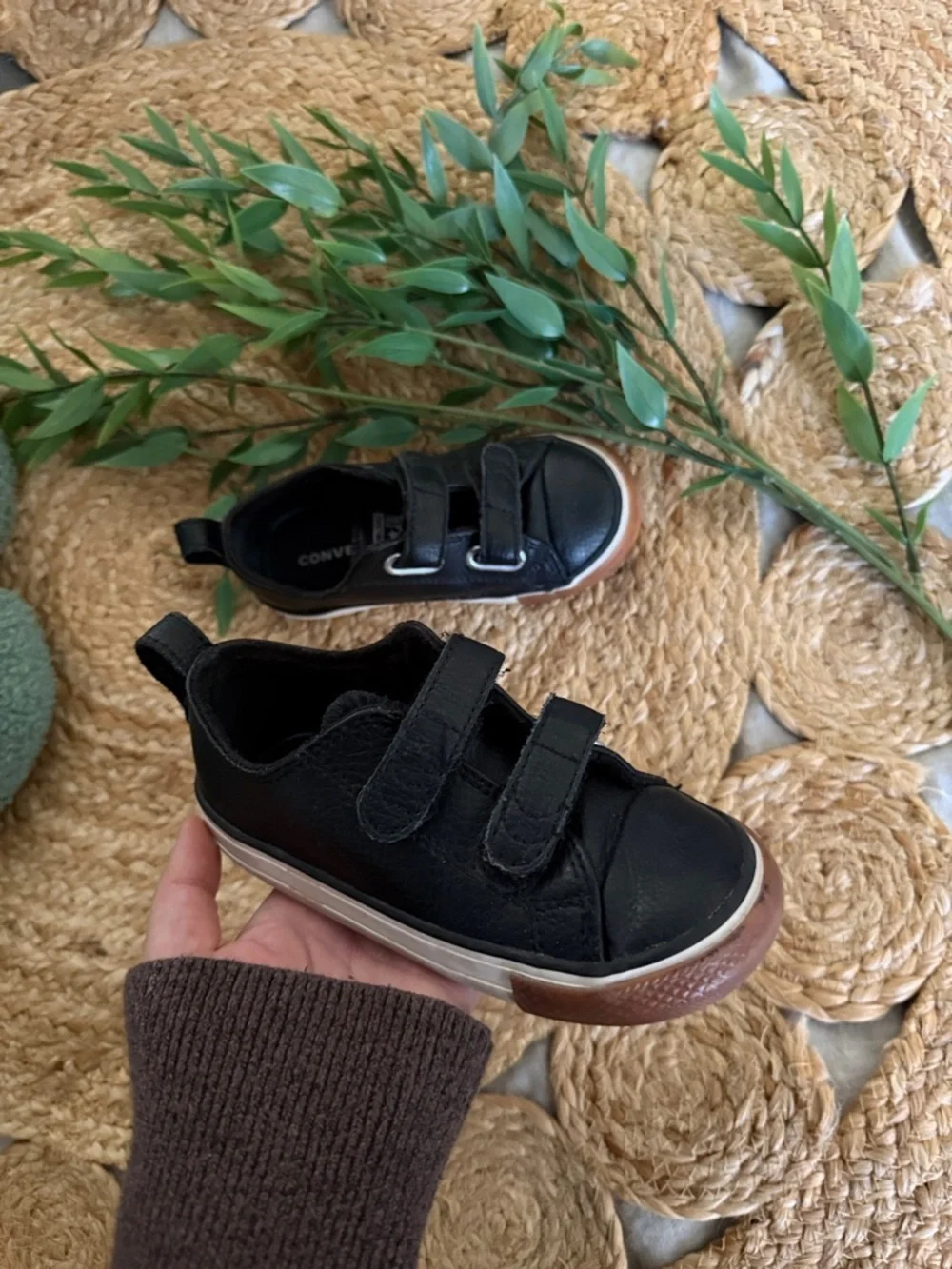 CONVERSE Boy Black Leather Toddler Double Strap Velcro. Size 9